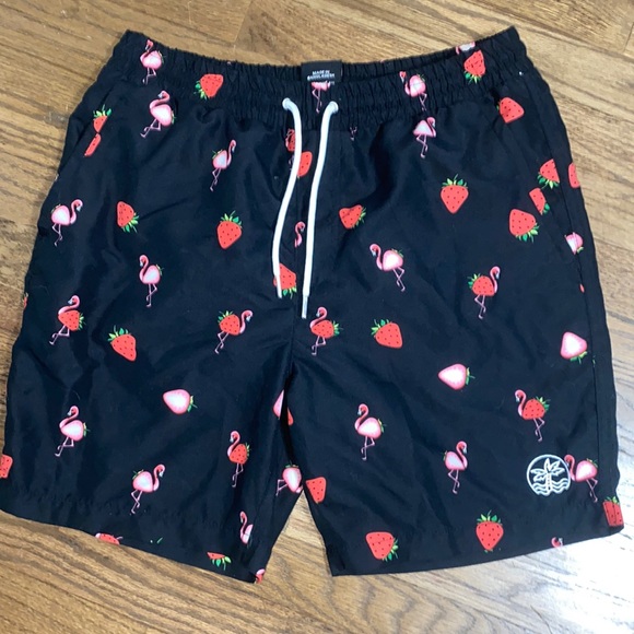 Beach shorts - Picture 1 of 1